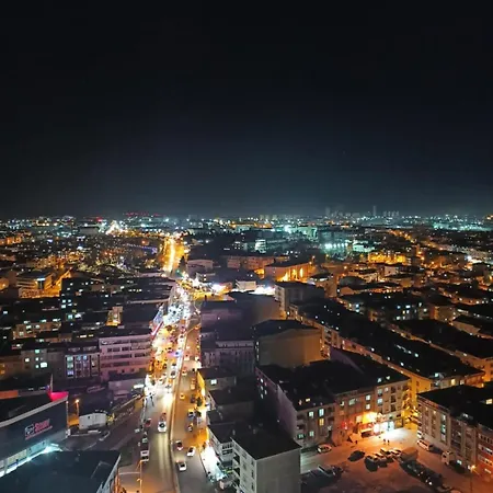 Entire 3 Bedroom With Free Parking Апартаменты *