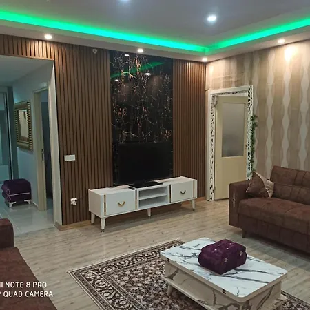Entire 3 Bedroom With Ac - Free Parking Apartment Istanbul